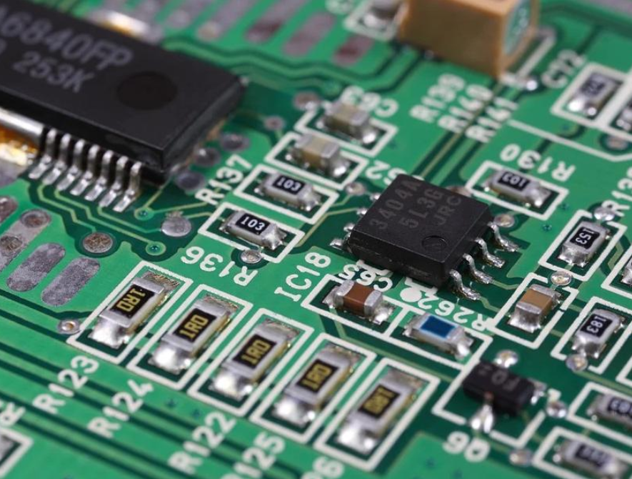 PCBA贴片加工生产导致元器件移位原因